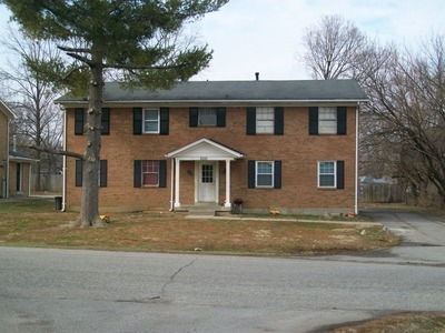 Primary Photo - 2010 Landing Dr