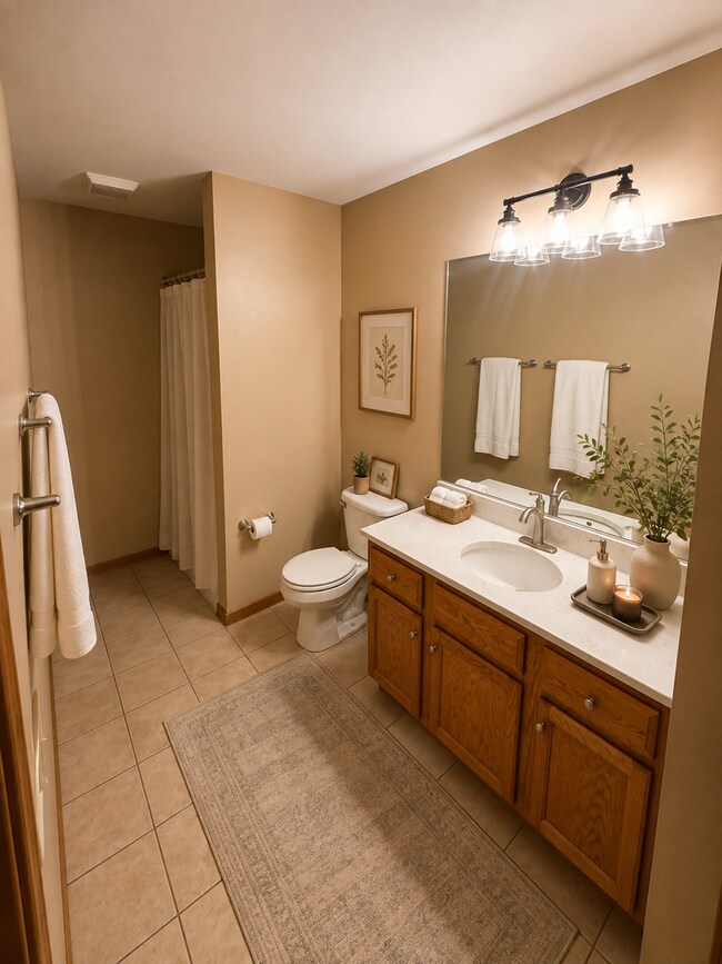 Foto del edificio - 3566-3572 East Meadows Place