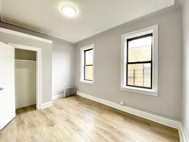 Building Photo - 1071 St Nicholas Ave