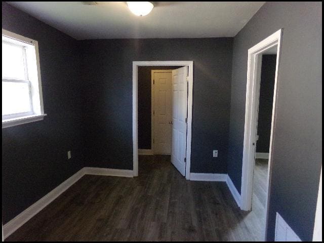 Building Photo - 2323 S Spring St