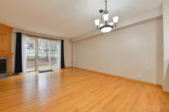 Building Photo - 2532 Carrolwood Rd