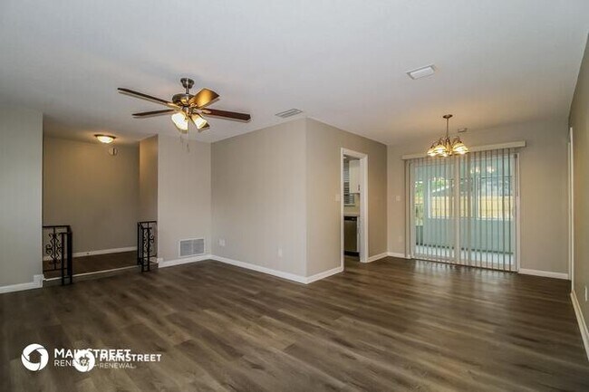Building Photo - 2503 DAKOTA TRL, FERN PARK, FL 32730