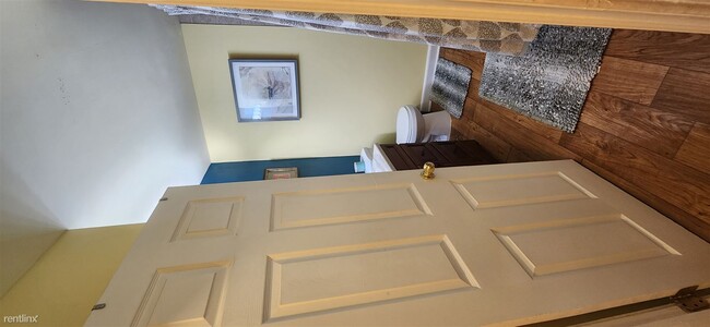 Foto del edificio - 1 br, 1 bath Duplex - 1816 Nova Ave ROOM F...