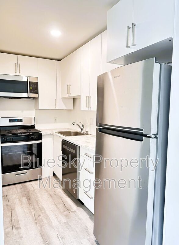 Building Photo - 800 Runnel Ct