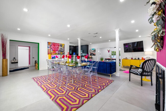 Foto del edificio - 1627 Seabreeze Blvd