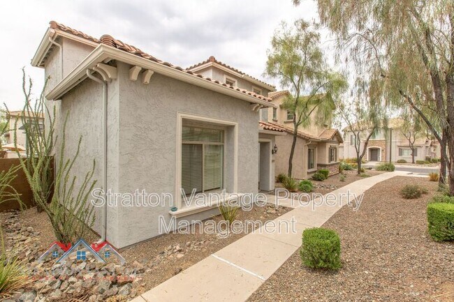 Building Photo - 2149 W Barwick Dr