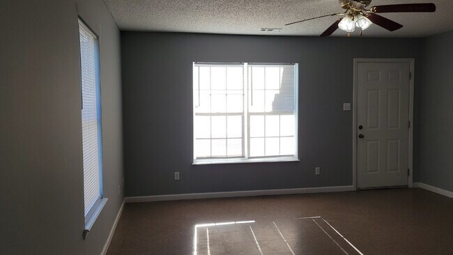 Building Photo - Section 8 Accepted!!!  "3-Bed Retreat on M...