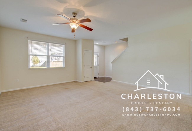 Building Photo - 9083 Parlor Dr