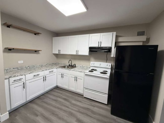 Photo - 1112 Riverside Ave. Apartment