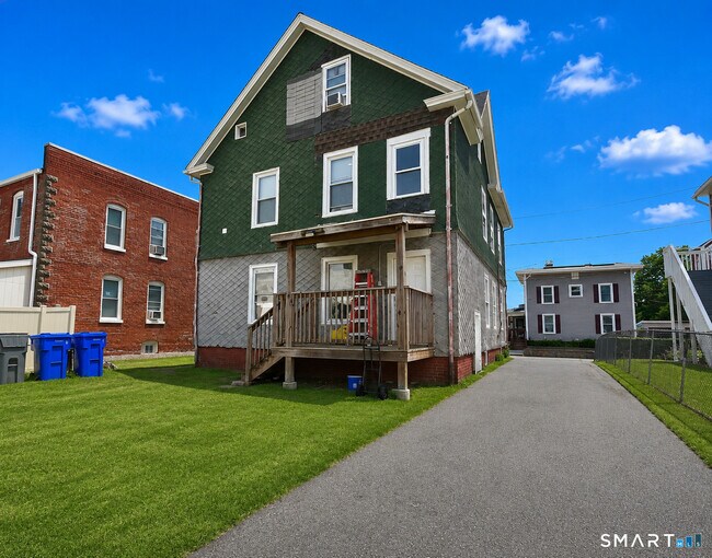 Foto del edificio - 22 Kelley St