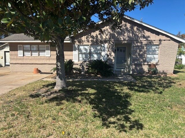 Building Photo - 6018 Berendo St