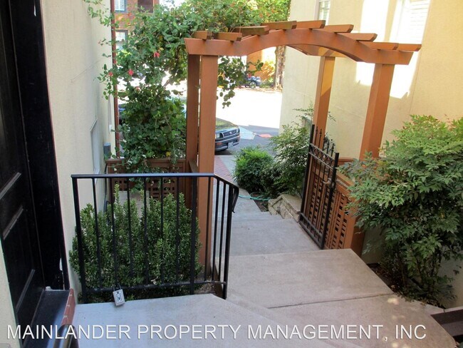 Foto del edificio - 2 br, 1.5 bath House - 530 SECOND ST