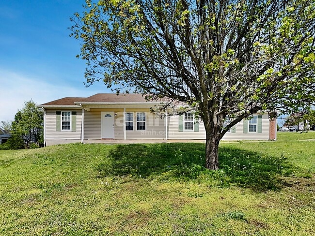 Building Photo - 1200 Larzelere Ln