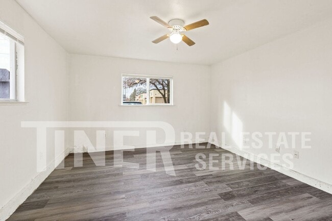 Foto del edificio - 2922 Walnut Ave