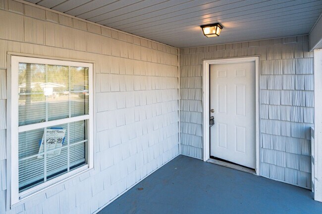 Foto del edificio - Beautifully Renovated 3BR Home in Bessemer...