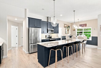 Building Photo - 2404 Baxley Dr