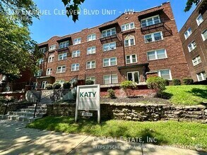Building Photo - 216 Emanuel Cleaver II Blvd.