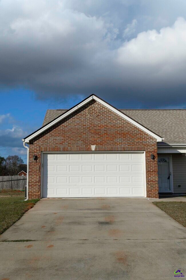 Foto del edificio - 307 Nile Ln