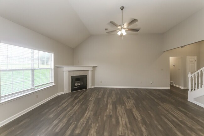 Building Photo - 7764 Bramble Ln