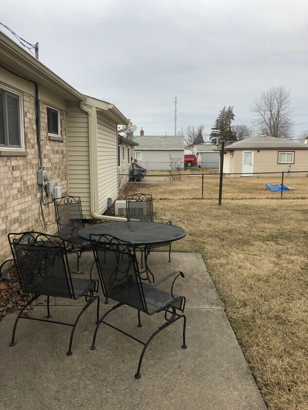 3645 Barry St, Wayne, MI 48184 House Rental in Wayne, MI