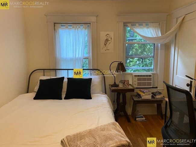 Building Photo - 21 Sartwell Ave