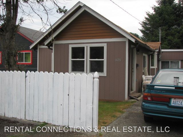 Primary Photo - 1420 Laurel St
