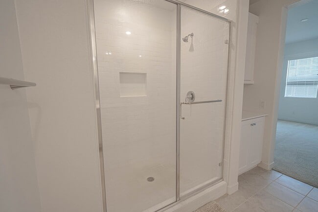 Foto del edificio - 3-Bedroom Condo with Solar Panels & Commun...