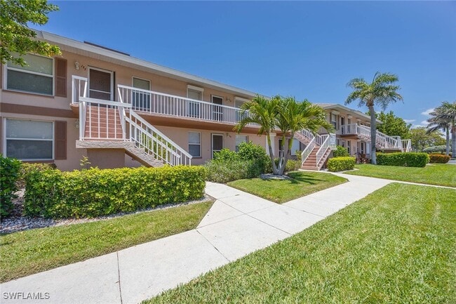 Building Photo - 1015 Mainsail Dr