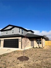 Building Photo - 631 Cosmos St