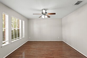 Building Photo - 2922 Glencullen Ln
