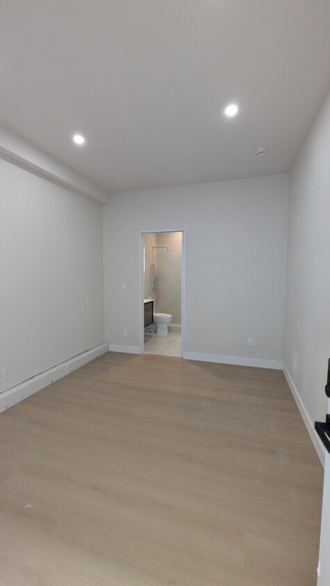 Foto del edificio - 100 Loma Vista Ct