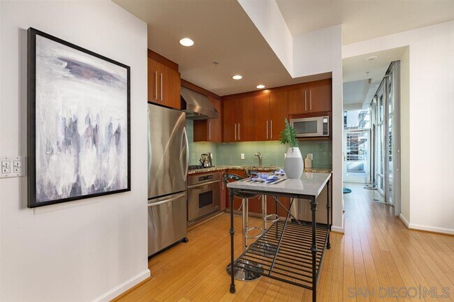 Building Photo - 1262 Kettner Blvd