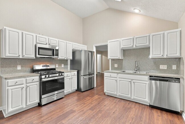 Foto del edificio - 13527 Ambrose St