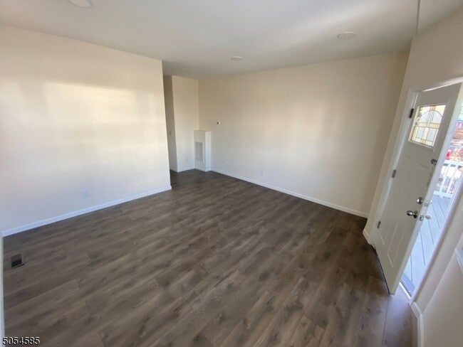 Building Photo - 1283 Springfield Ave
