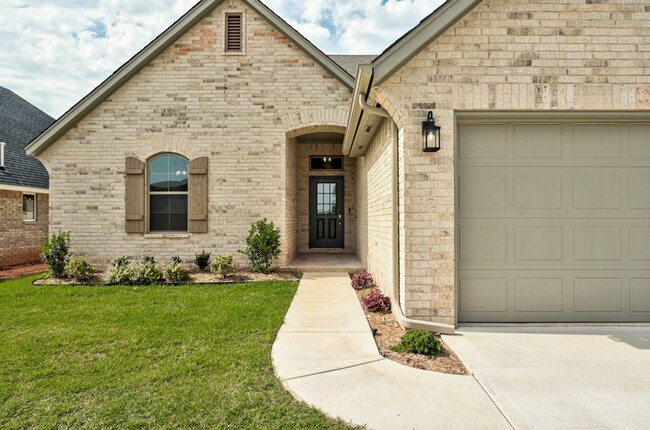 Building Photo - New Construction ready for you to Move-In