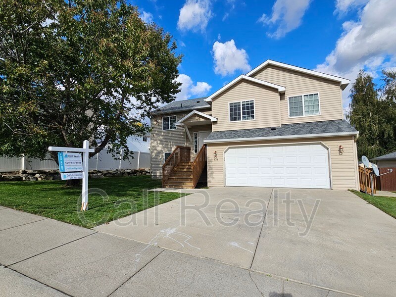 Foto principal - 828 Kelsea St