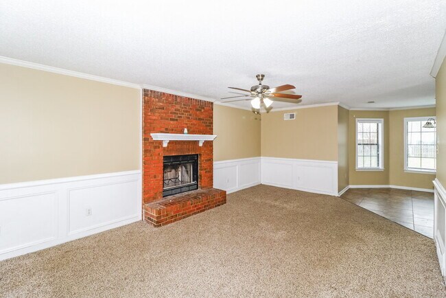 Building Photo - 2691 Country Lawn Cove
