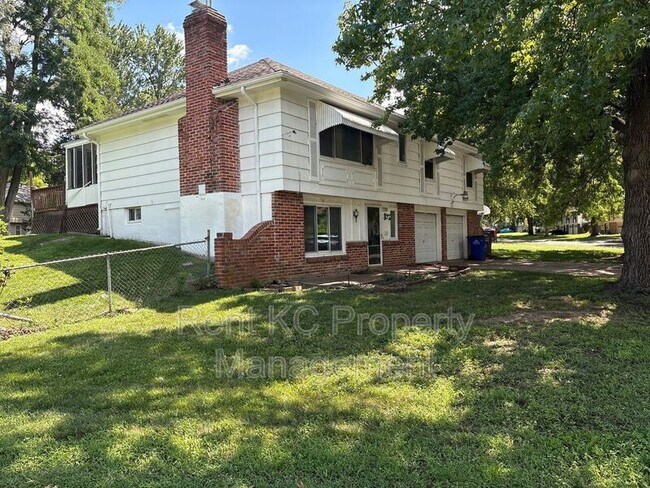 Foto del edificio - 7201 Hardy Ave