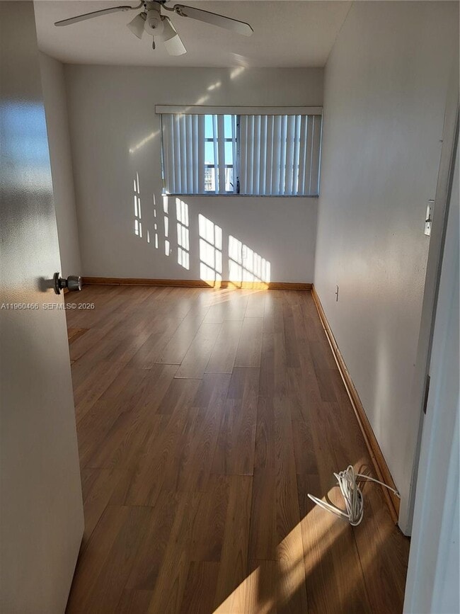 Foto del edificio - 1020 94th St