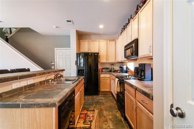 Foto del edificio - 2778 Florence St