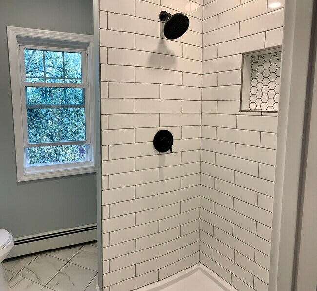 Building Photo - 17 Linhurst Pl