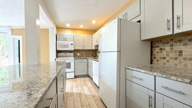 Foto del edificio - 170 Kingston Ave