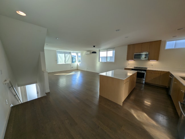 Photo - 3816 22nd Ave SW House