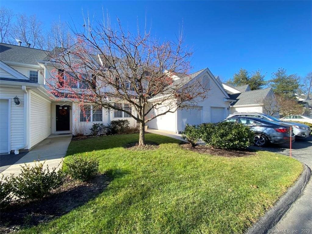 1303 Bradford Dr Unit 1303, Danbury, CT 06811 Condo for Rent in Danbury, CT