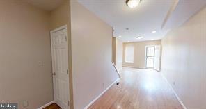 Foto del edificio - 446 N Patterson Park Ave