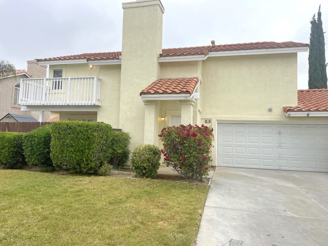 Primary Photo - 29070 Garden Crescent Cir