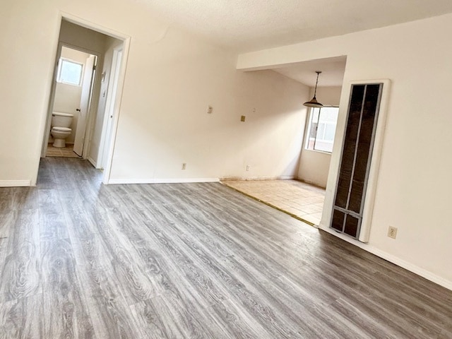 Foto del edificio - 4459 W 129th St