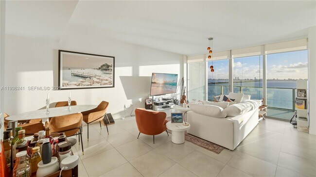 Foto del edificio - 2900 NE 7th Ave