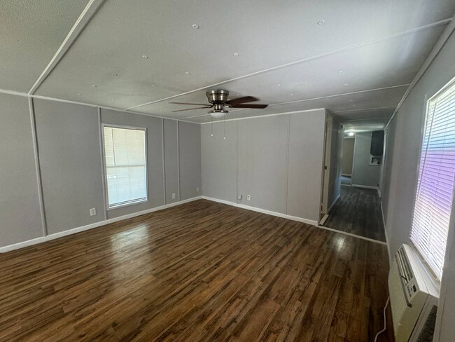 Building Photo - 4040 SW Military Dr
