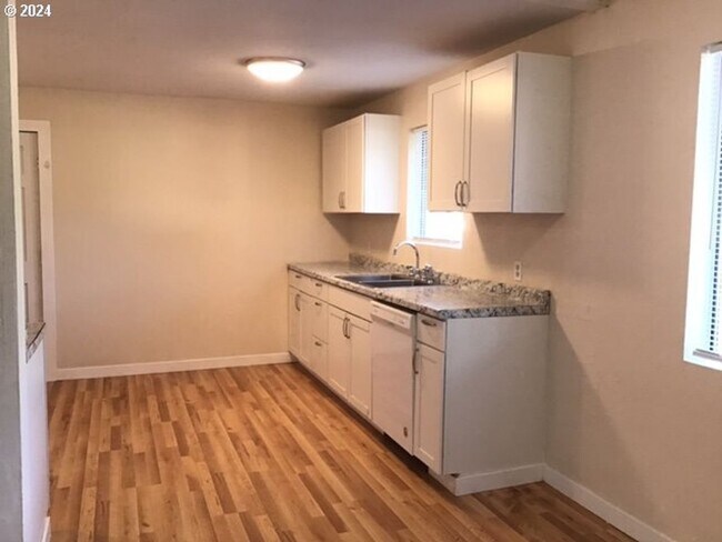 Foto del edificio - Charming Updated Home!